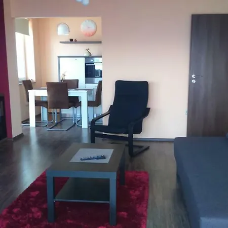 Apartman Lea 5