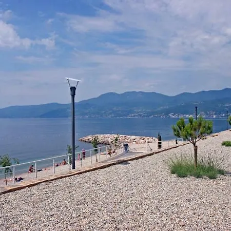 Apartman Lea 5 Apartament *